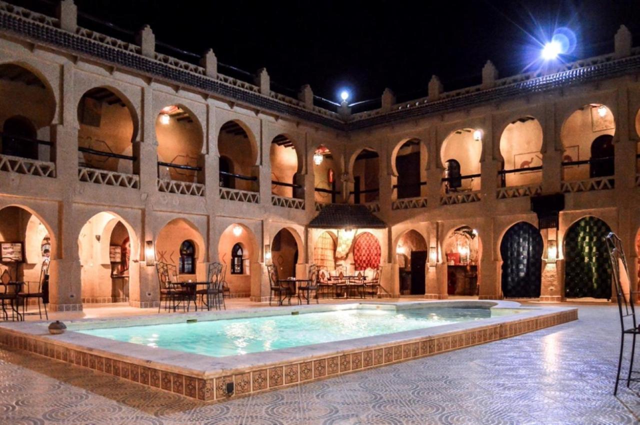 Hôtel Nasser Palace Merzouga Buitenkant foto